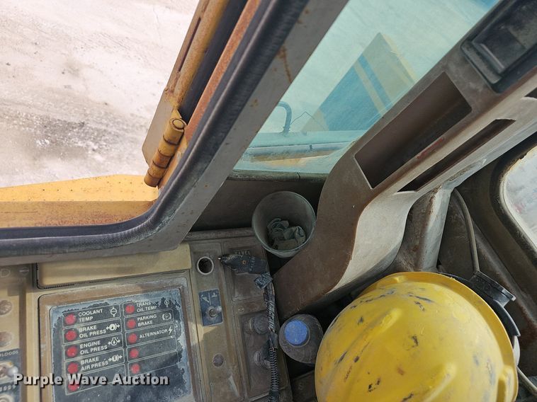 image for item EJ5954 1985 Caterpillar IT28 wheel loader