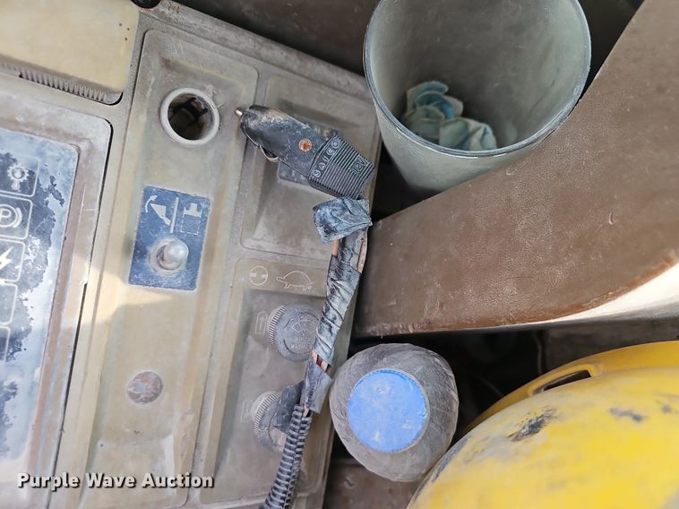 image for item EJ5954 1985 Caterpillar IT28 wheel loader