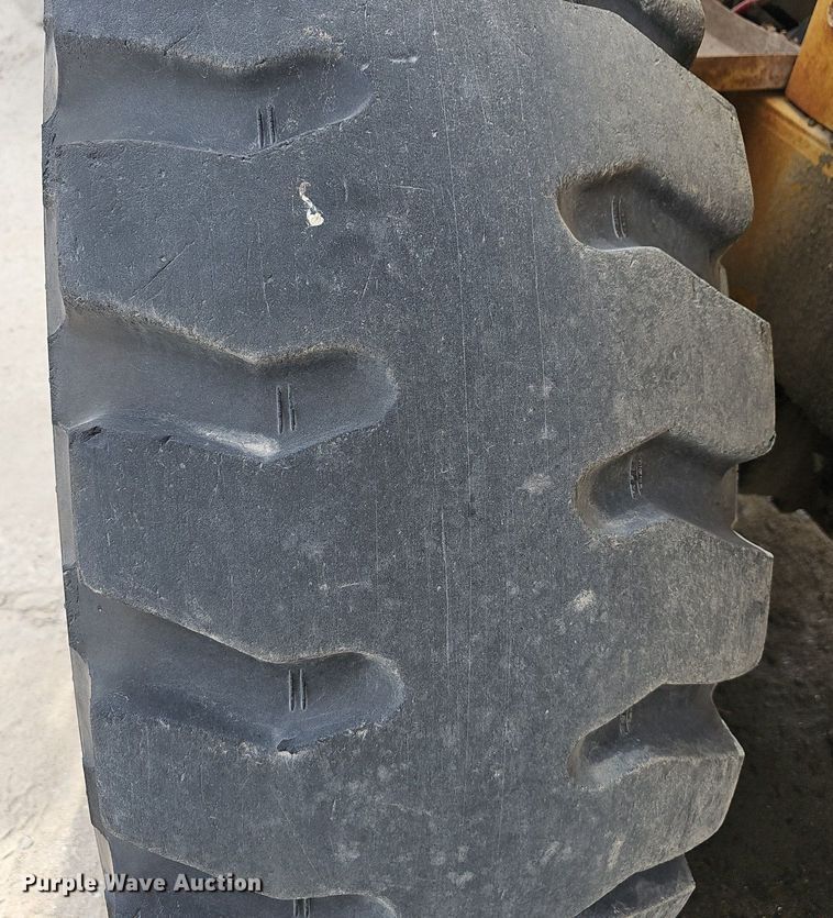 image for item EJ5954 1985 Caterpillar IT28 wheel loader