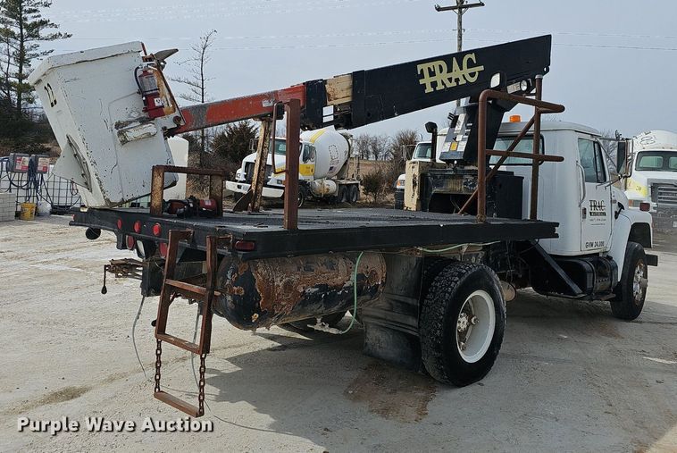 image for item EJ5955 1989 International 1754 bucket truck