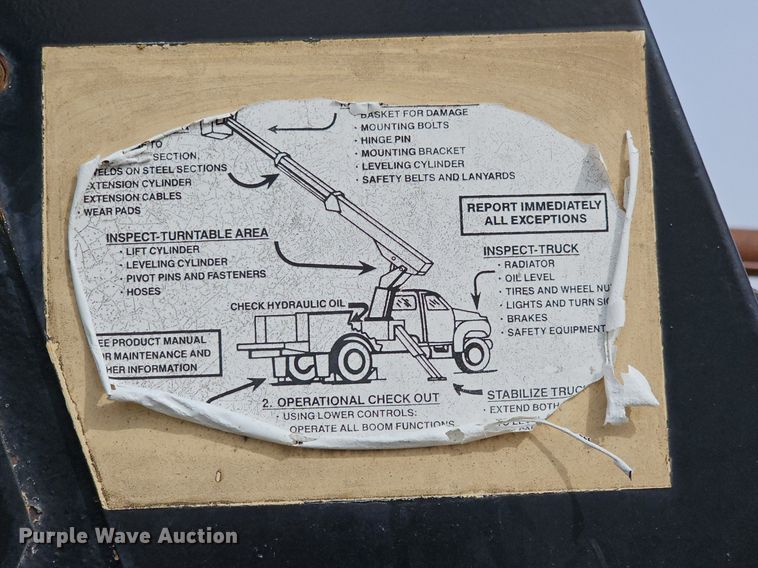 image for item EJ5955 1989 International 1754 bucket truck