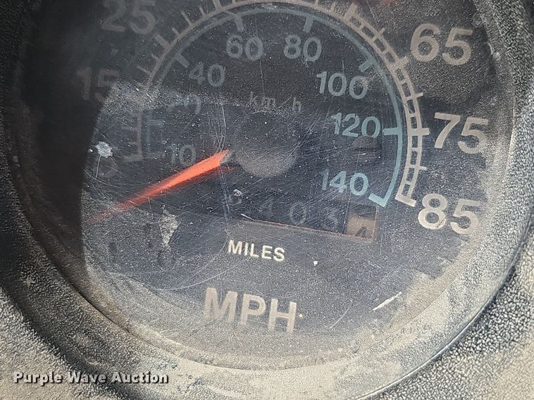 image for item EJ5955 1989 International 1754 bucket truck