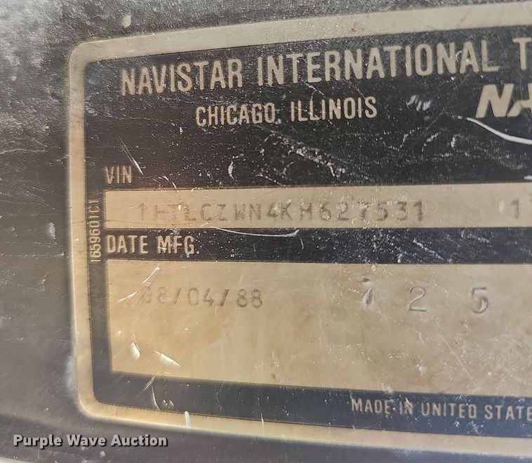 image for item EJ5955 1989 International 1754 bucket truck