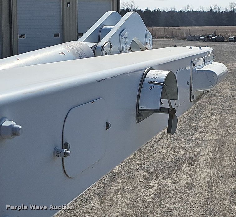 image for item EJ5956 2016 Ford  F550 Super Duty bucket truck