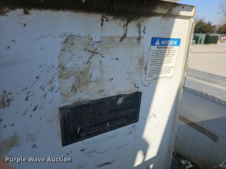 image for item EJ5956 2016 Ford  F550 Super Duty bucket truck