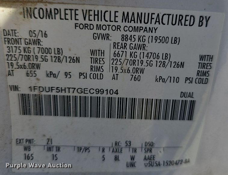 image for item EJ5956 2016 Ford  F550 Super Duty bucket truck