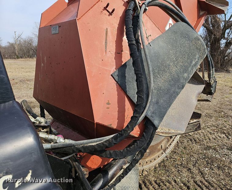 image for item EJ5961 2013 Ditch Witch RT115 rock saw