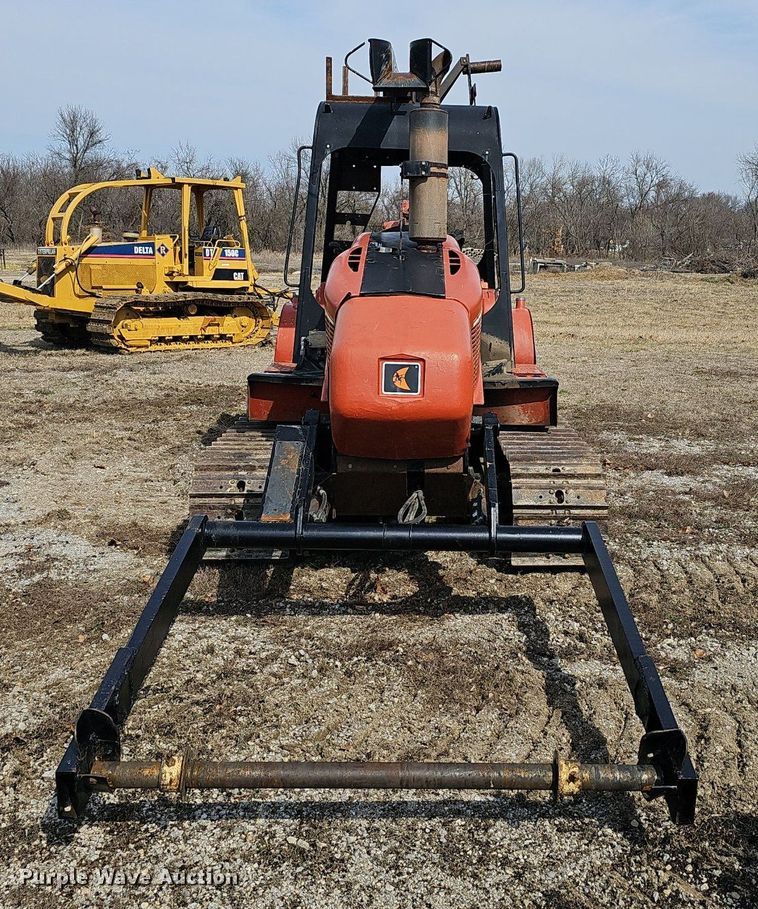 image for item EJ5962 2009 Ditch Witch HT115 cable plow