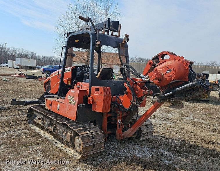 image for item EJ5962 2009 Ditch Witch HT115 cable plow