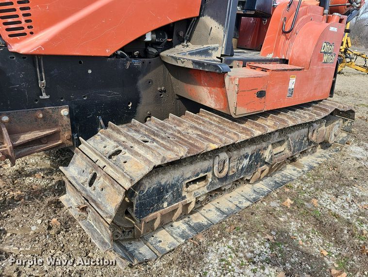 image for item EJ5962 2009 Ditch Witch HT115 cable plow