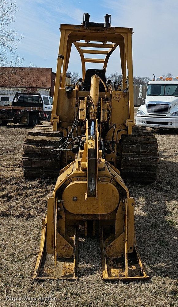 image for item EJ5966 1996 Delta DT150C cable plow