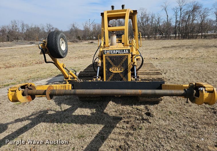 image for item EJ5966 1996 Delta DT150C cable plow