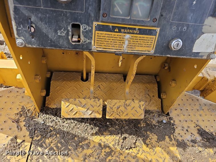 image for item EJ5966 1996 Delta DT150C cable plow