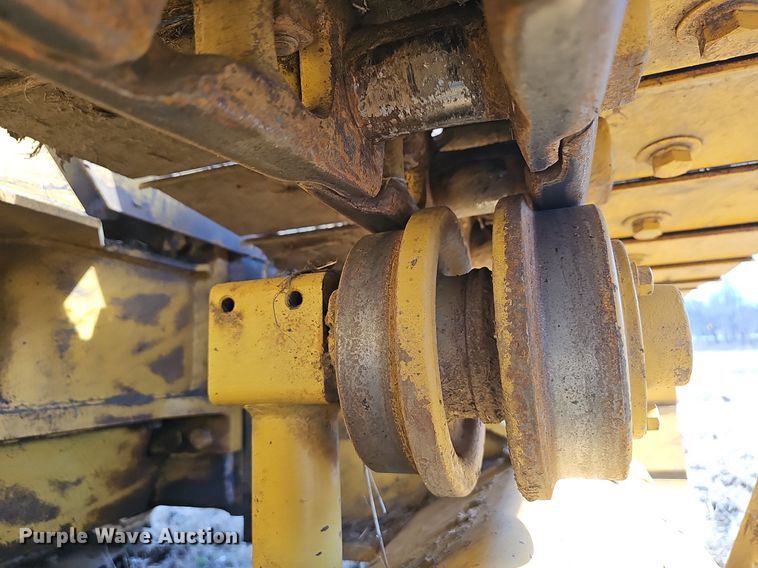 image for item EJ5966 1996 Delta DT150C cable plow