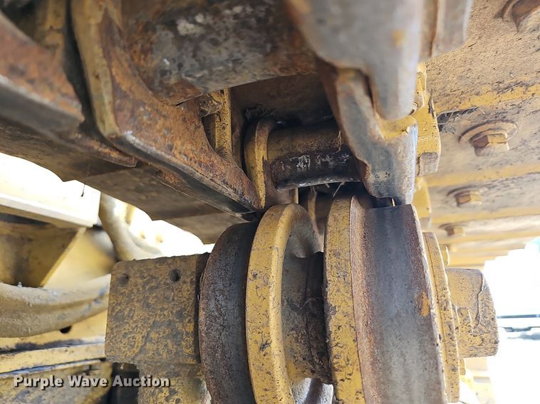 image for item EJ5966 1996 Delta DT150C cable plow