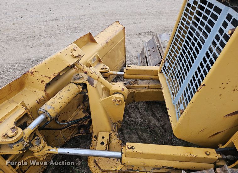 image for item EJ6066 1997 Komatsu  D31P-20E dozer