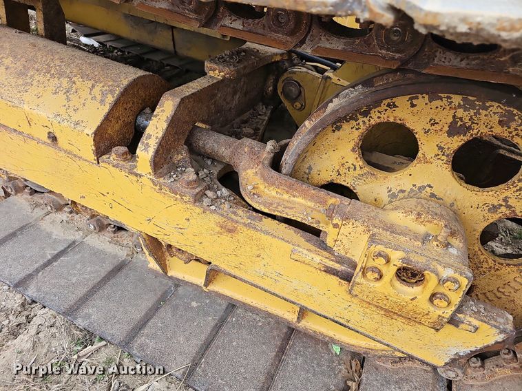 image for item EJ6066 1997 Komatsu  D31P-20E dozer