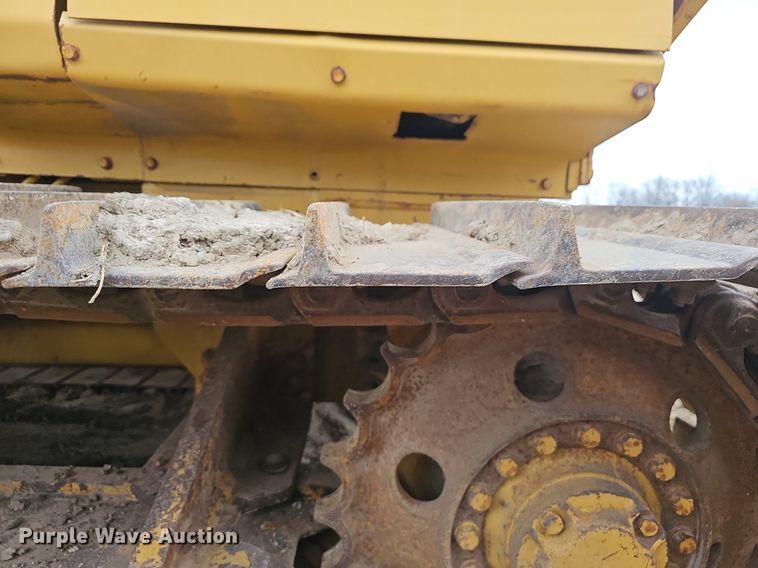 image for item EJ6066 1997 Komatsu  D31P-20E dozer