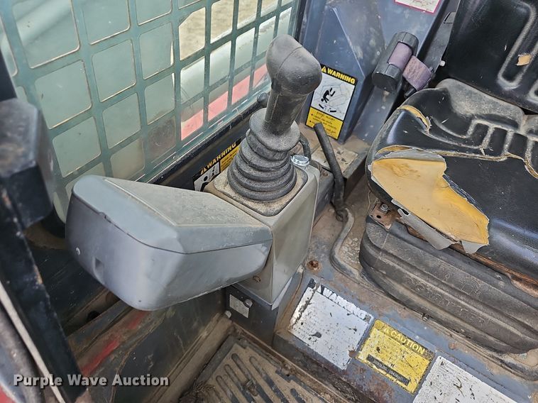 image for item EJ6069 2007 Takeuchi  TL140 tracked skid steer loader