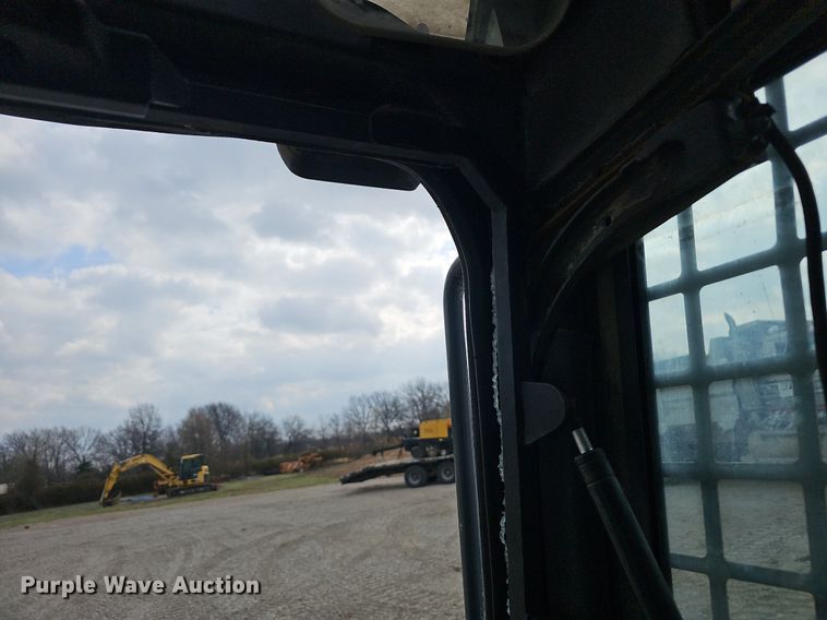 image for item EJ6069 2007 Takeuchi  TL140 tracked skid steer loader