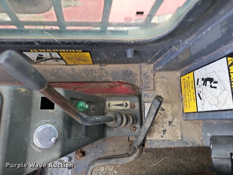 image for item EJ6069 2007 Takeuchi  TL140 tracked skid steer loader