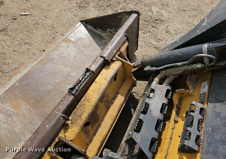 image for item EJ6071 2015 John Deere 329E tracked skid steer loader