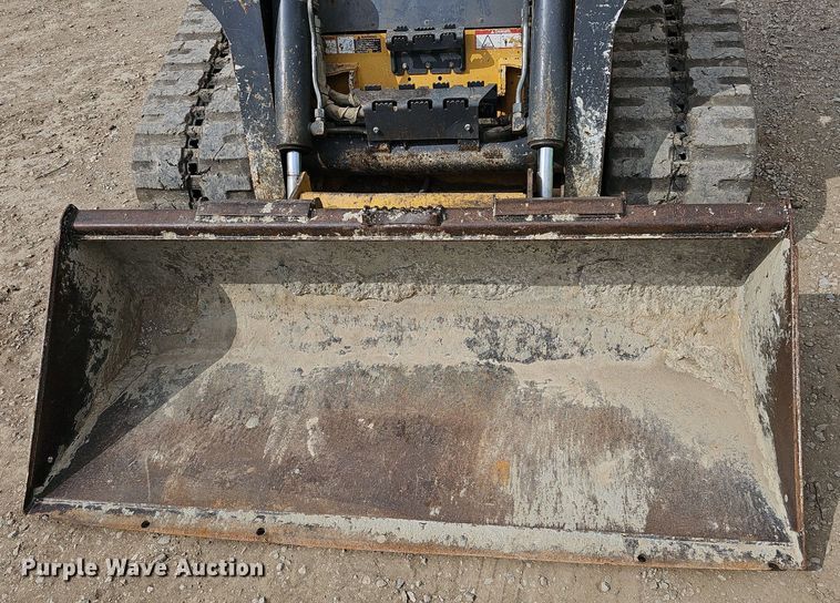 image for item EJ6071 2015 John Deere 329E tracked skid steer loader