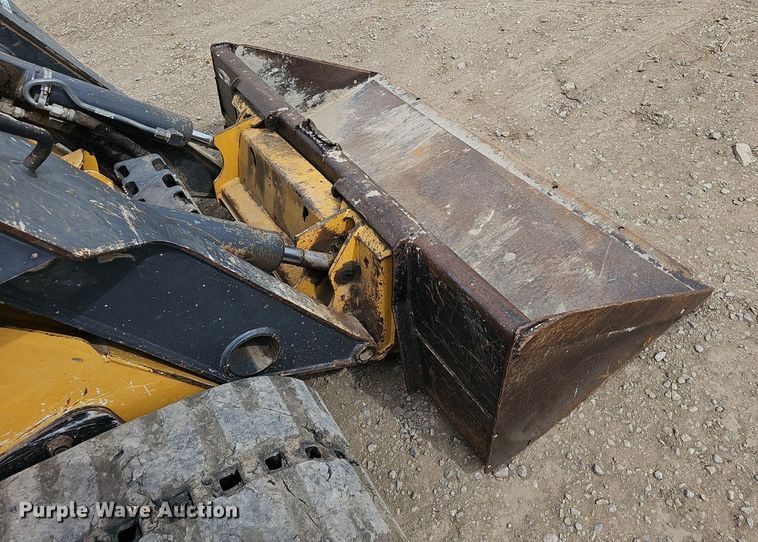 image for item EJ6071 2015 John Deere 329E tracked skid steer loader