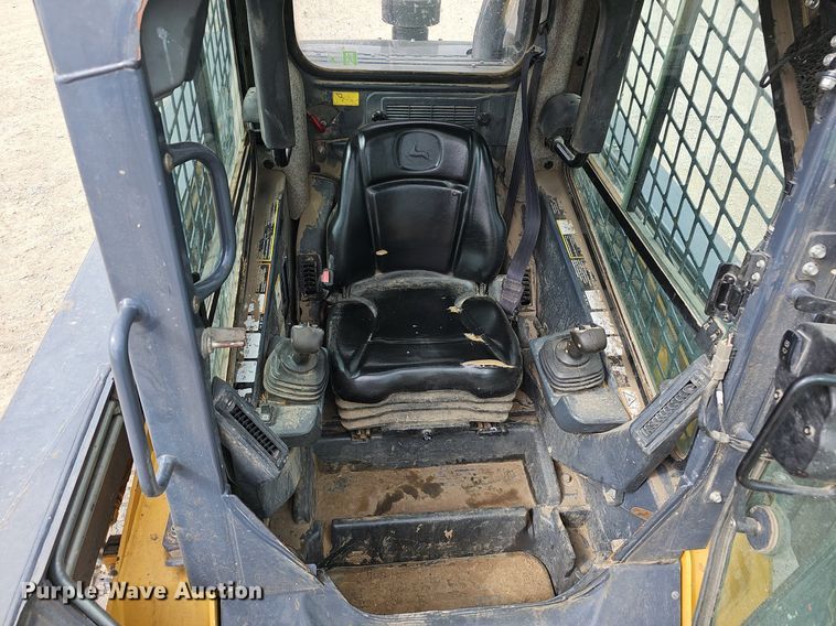 image for item EJ6071 2015 John Deere 329E tracked skid steer loader