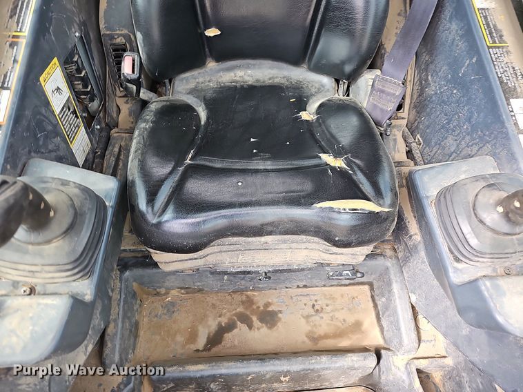 image for item EJ6071 2015 John Deere 329E tracked skid steer loader