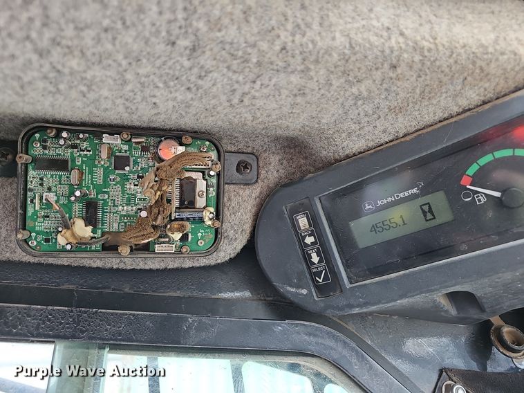 image for item EJ6071 2015 John Deere 329E tracked skid steer loader