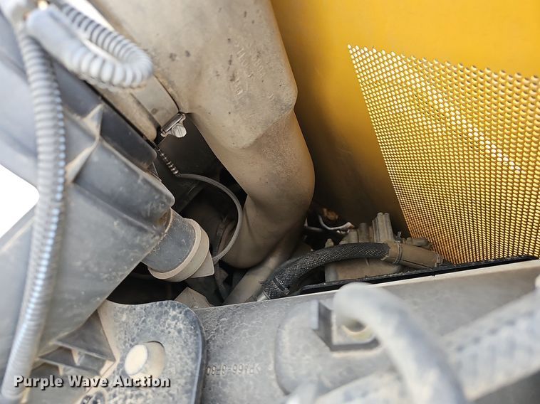 image for item EJ6071 2015 John Deere 329E tracked skid steer loader