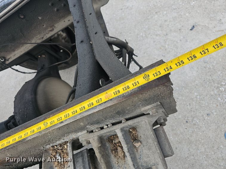 image for item EJ6073 2002 International 4700 truck cab and chassis