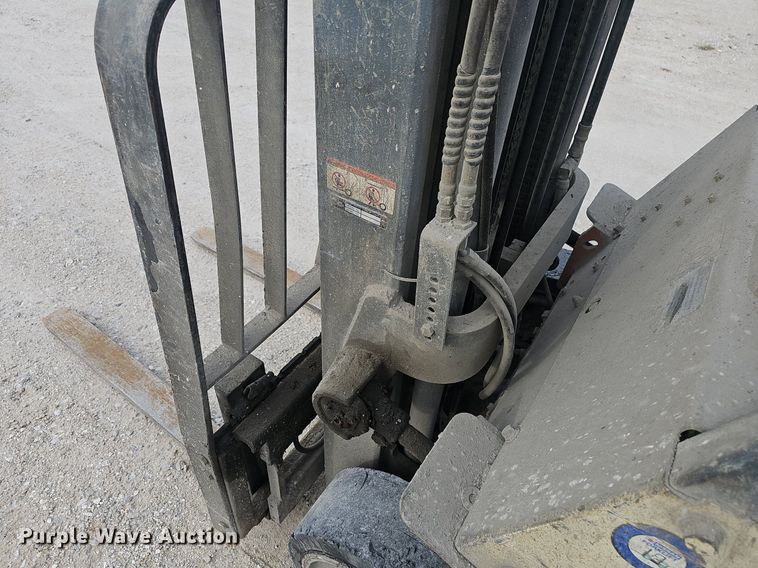 image for item EJ6075 Nissan  CPJ2A25PV forklift