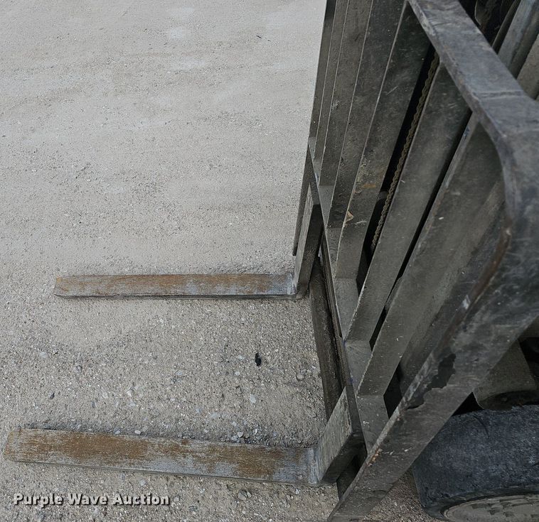 image for item EJ6075 Nissan  CPJ2A25PV forklift