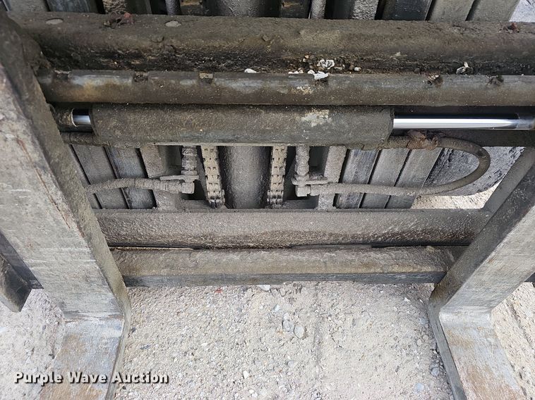 image for item EJ6075 Nissan  CPJ2A25PV forklift