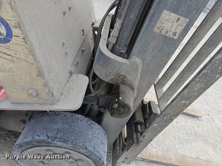 image for item EJ6075 Nissan  CPJ2A25PV forklift