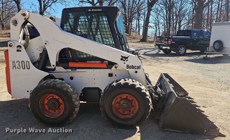 image for item EJ6104 Bobcat A300 skid steer loader