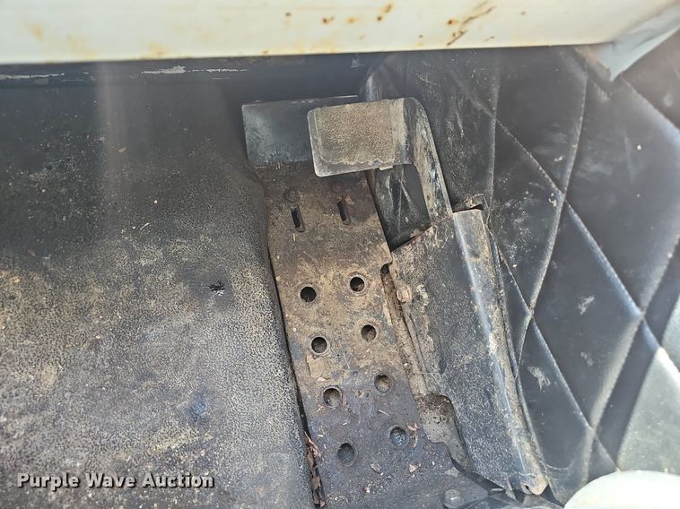 image for item EJ6104 Bobcat A300 skid steer loader