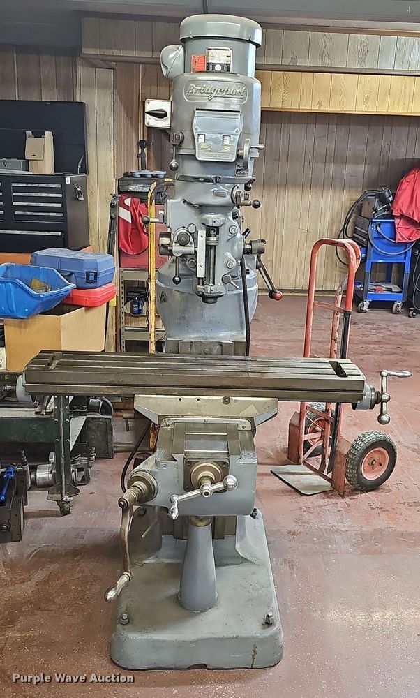 image for item EJ6116 1979 Bridgeport  milling machine