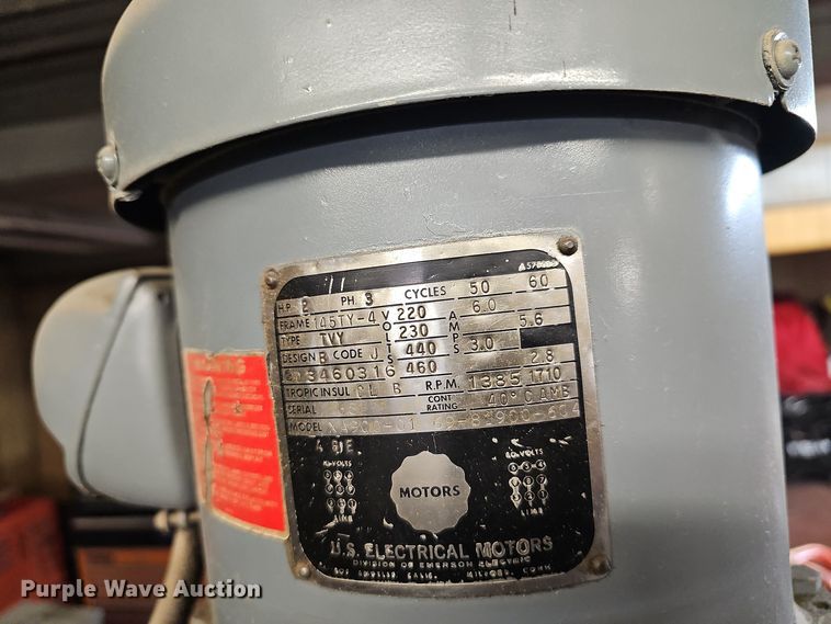 image for item EJ6116 1979 Bridgeport  milling machine