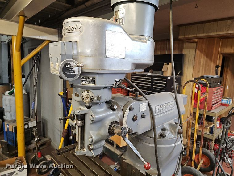 image for item EJ6116 1979 Bridgeport  milling machine