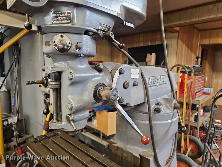 image for item EJ6116 1979 Bridgeport  milling machine