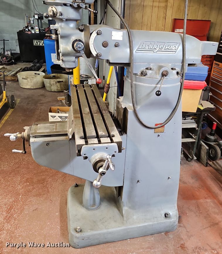 image for item EJ6116 1979 Bridgeport  milling machine