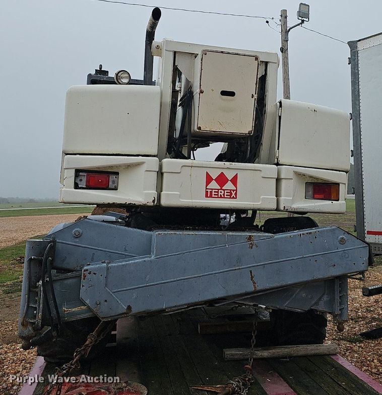 image for item EJ6117 2004 Terex 5022 telehandler