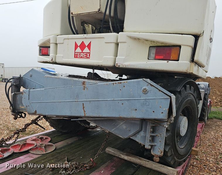 image for item EJ6117 2004 Terex 5022 telehandler