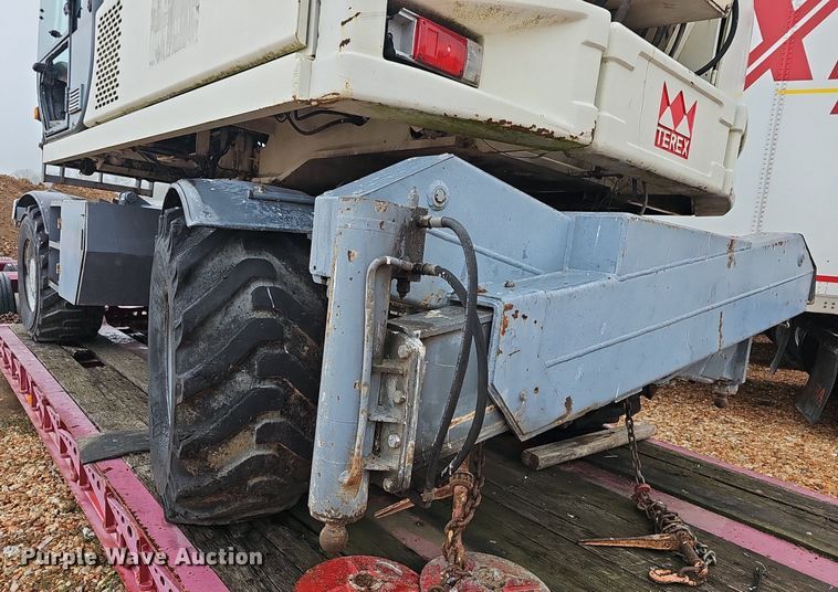 image for item EJ6117 2004 Terex 5022 telehandler