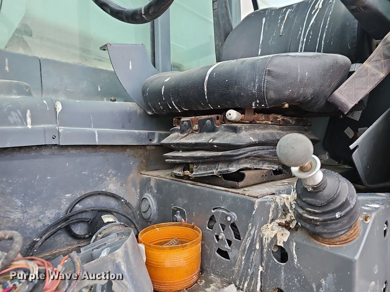 image for item EJ6117 2004 Terex 5022 telehandler