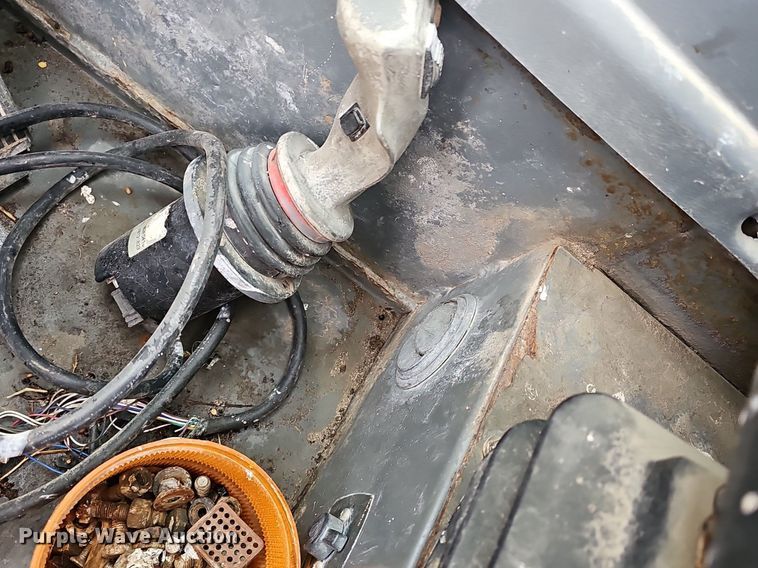 image for item EJ6117 2004 Terex 5022 telehandler