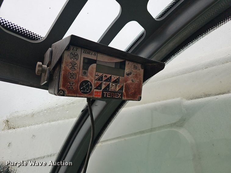 image for item EJ6117 2004 Terex 5022 telehandler